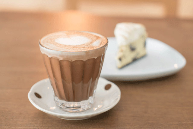 Chocolate quente mentolado sem glúten